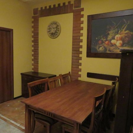 Hostel Jan In The Very Center Yerevan Ngoại thất bức ảnh