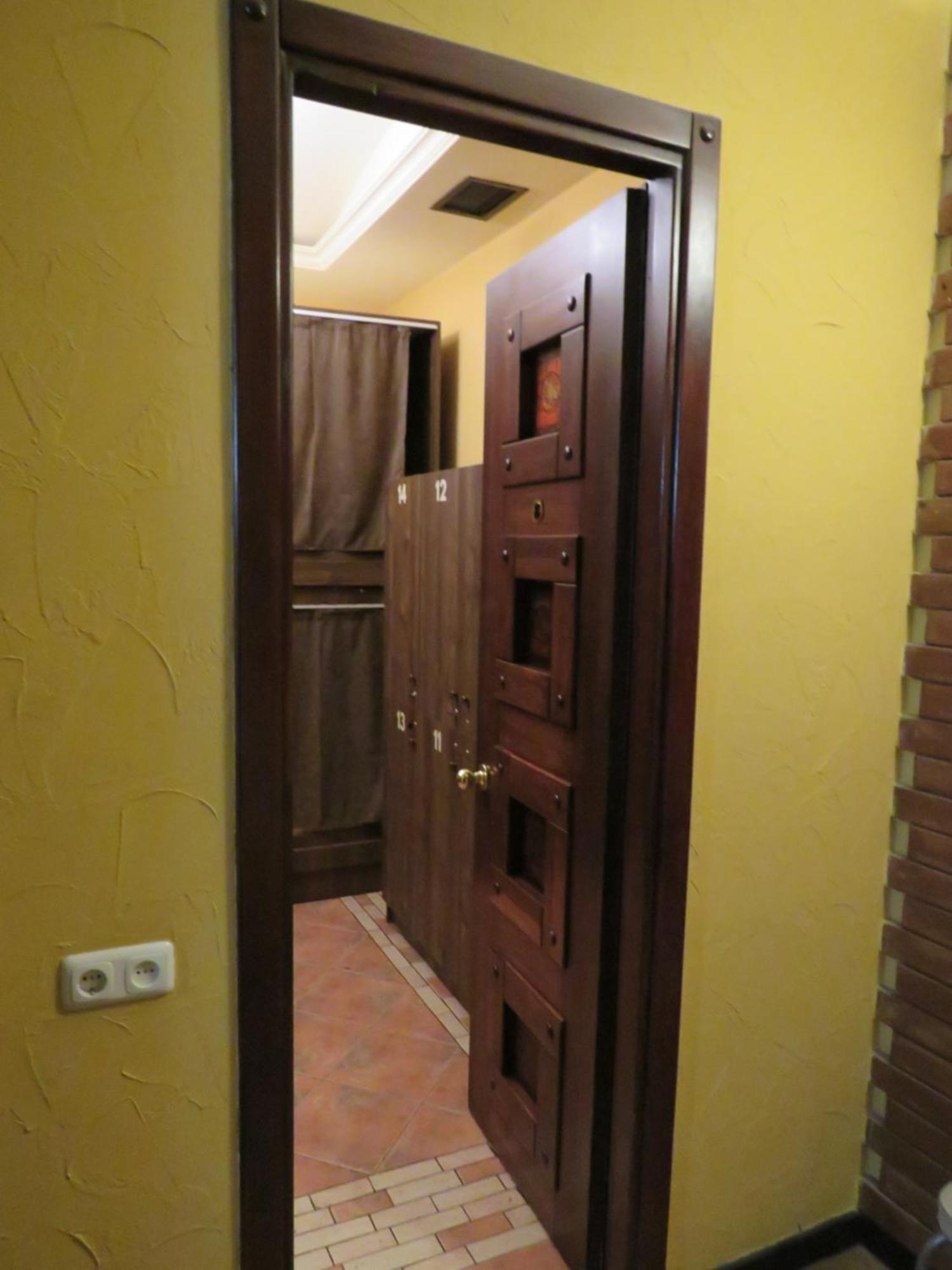 Hostel Jan In The Very Center Yerevan Ngoại thất bức ảnh
