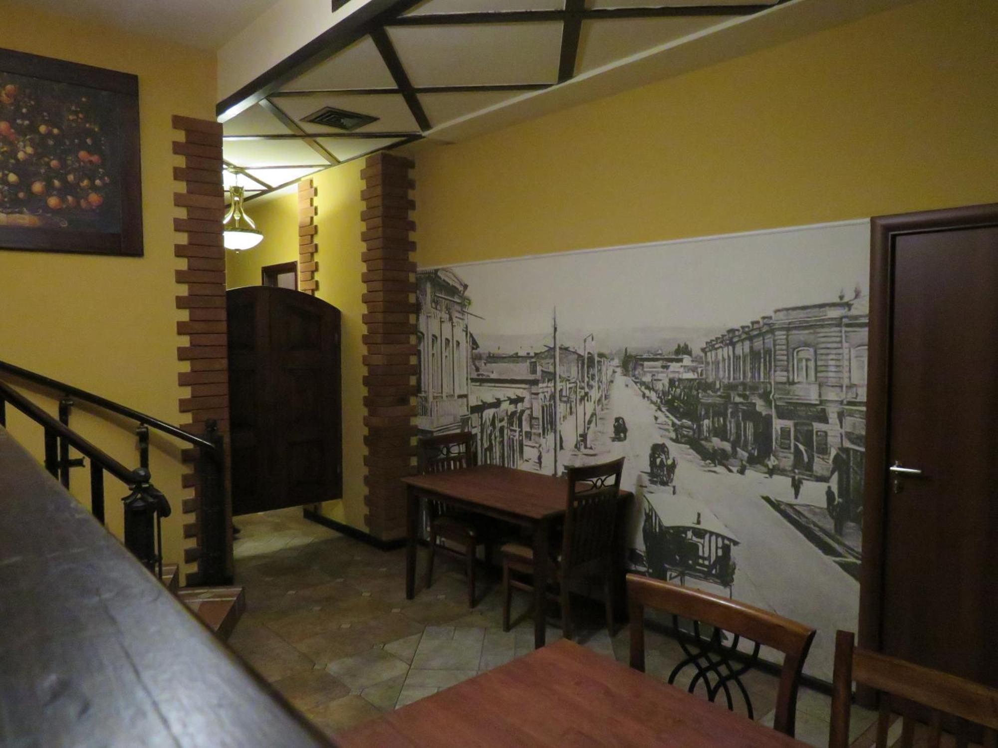 Hostel Jan In The Very Center Yerevan Ngoại thất bức ảnh
